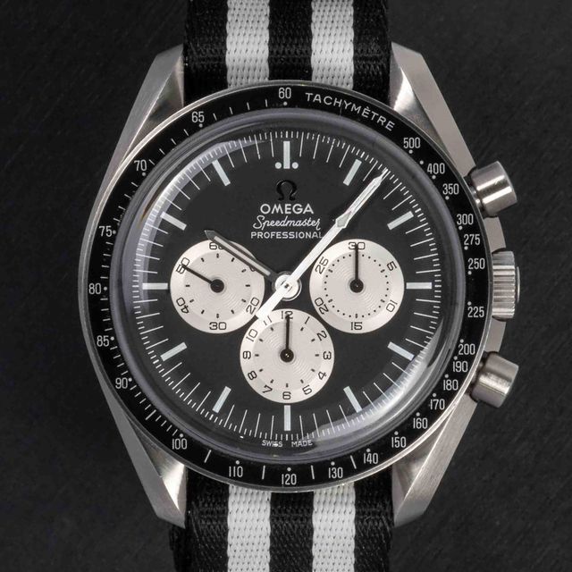 Omega Speedmaster Speedy Tuesday 311.32.42.30.01.001 Image 5